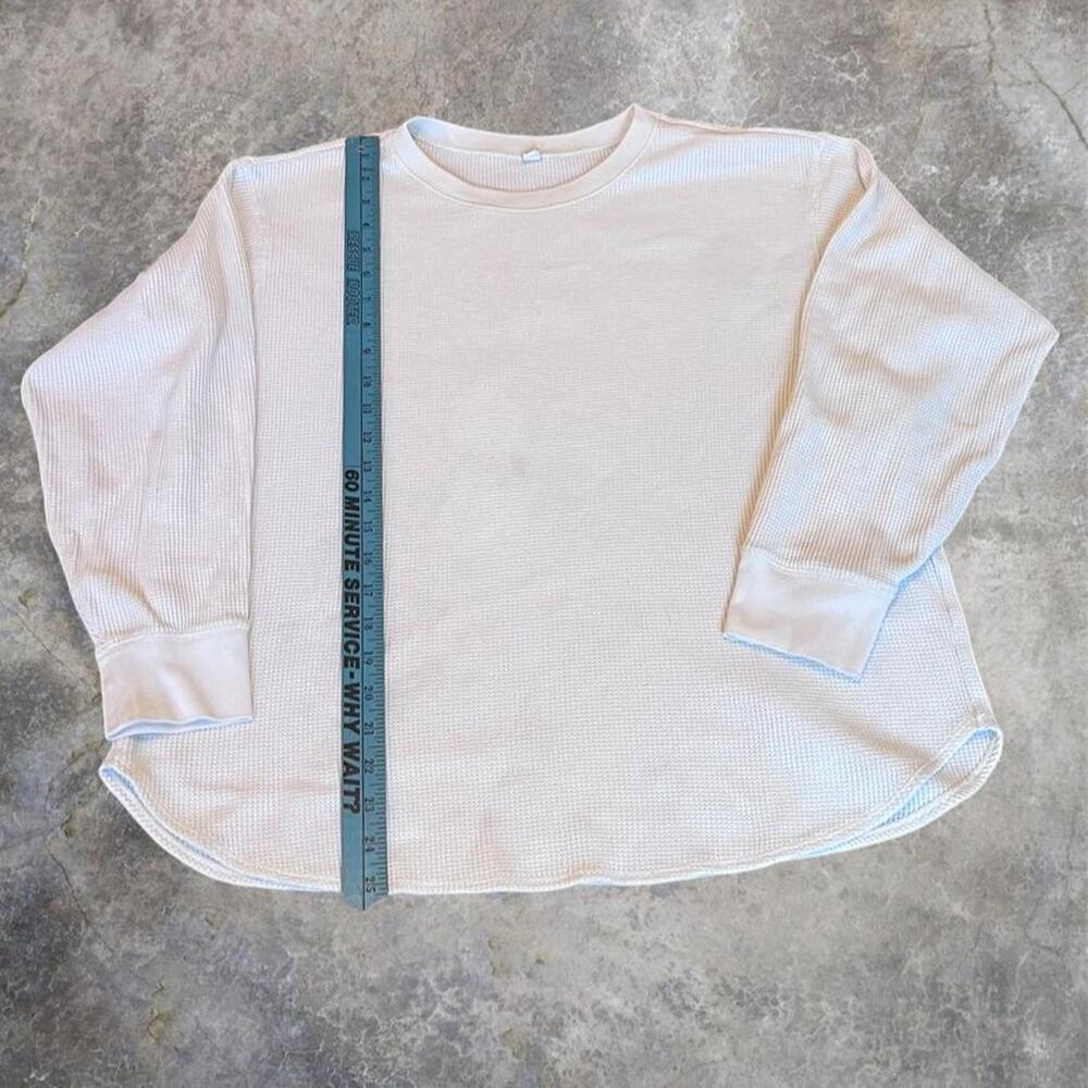 Uniqlo waffle long sleeve t shirt